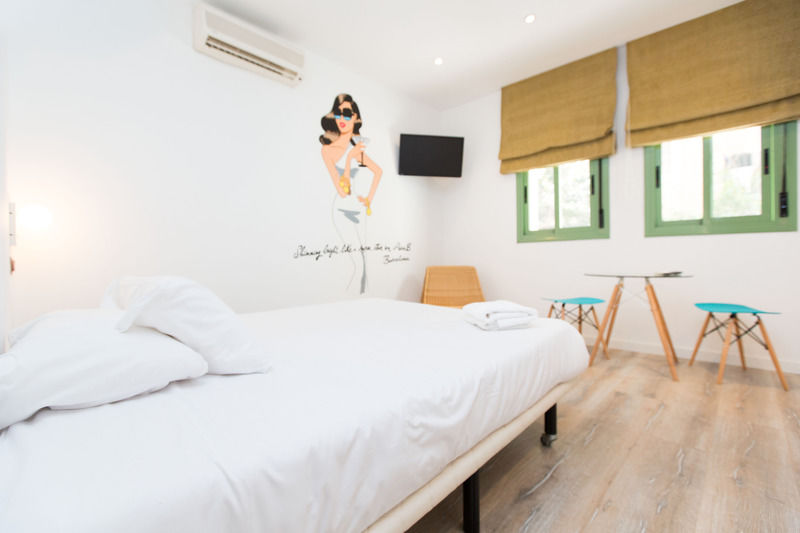 Ainb Las Ramblas-Colon Apartments Barcelona Exterior foto