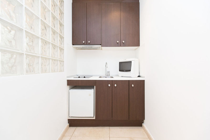 Ainb Las Ramblas-Colon Apartments Barcelona Exterior foto