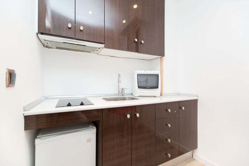 Ainb Las Ramblas-Colon Apartments Barcelona Exterior foto