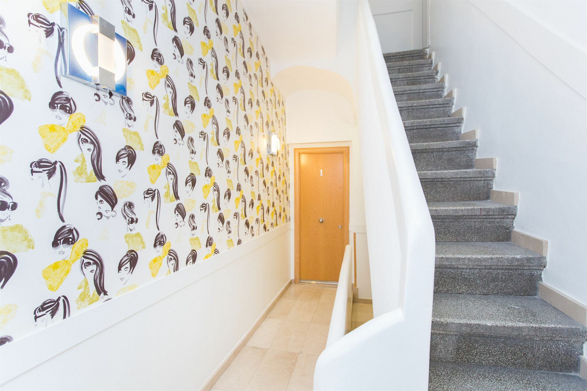 Ainb Las Ramblas-Colon Apartments Barcelona Exterior foto