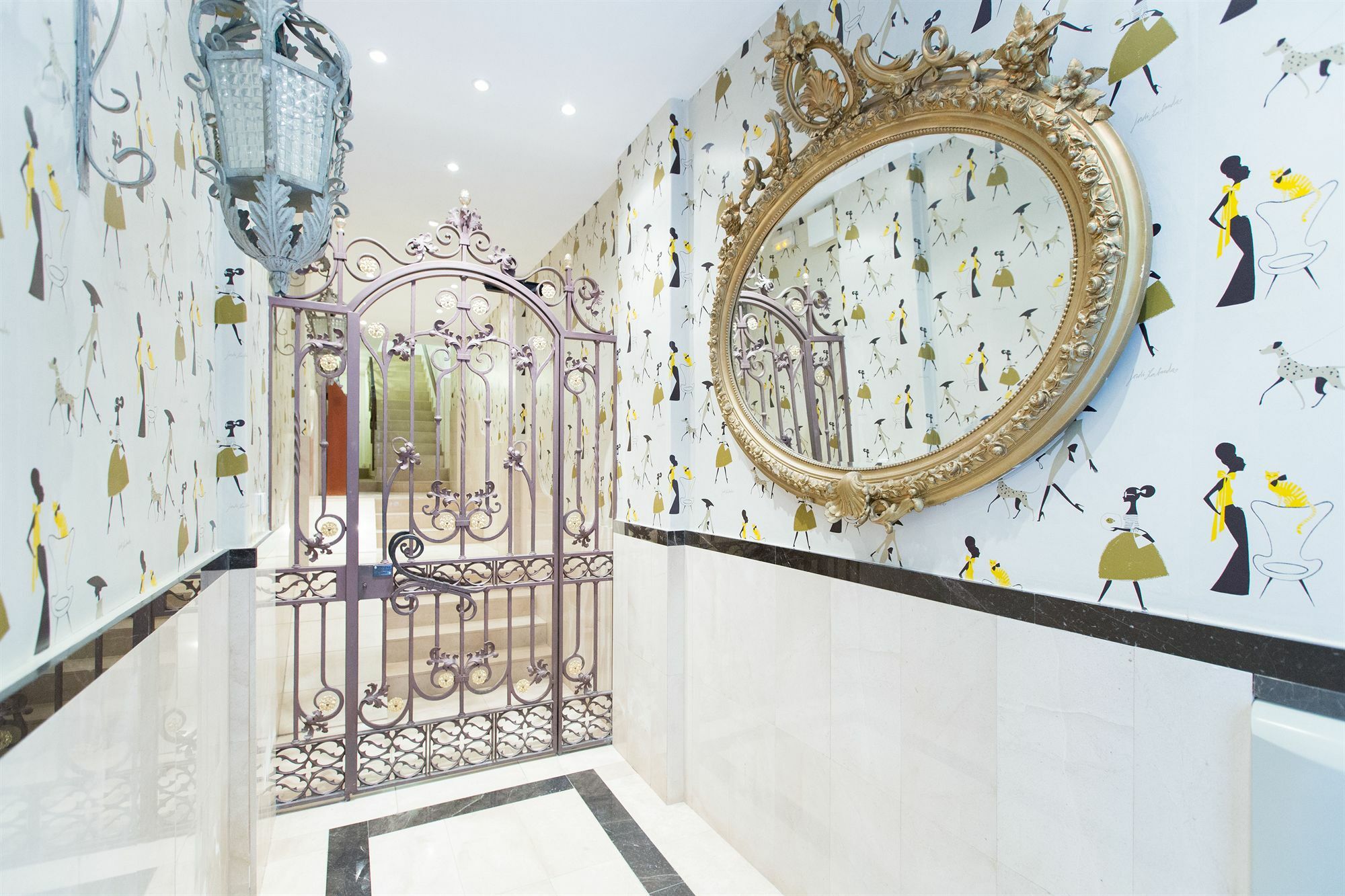 Ainb Las Ramblas-Colon Apartments Barcelona Exterior foto