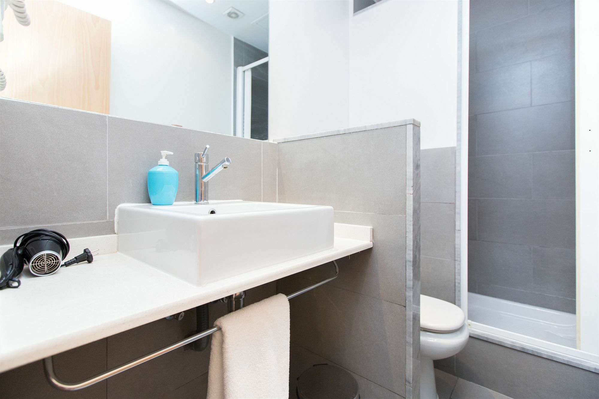 Ainb Las Ramblas-Colon Apartments Barcelona Exterior foto